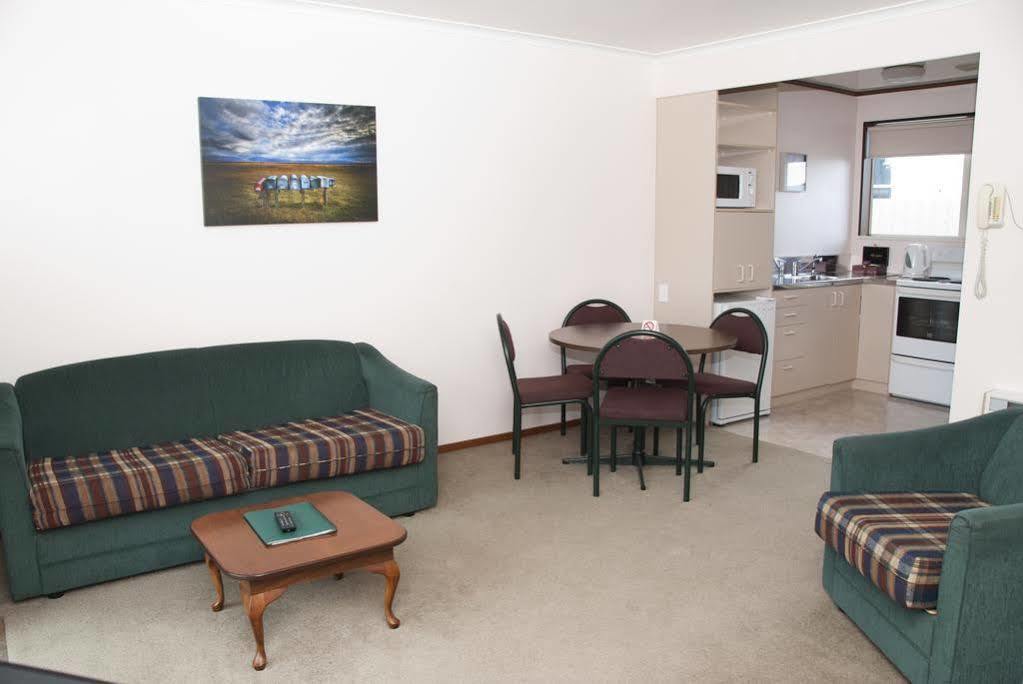 Esplanade Motels Gore Exterior photo